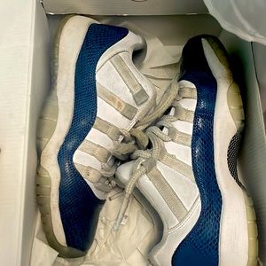 jordan 11 low navy snake skin (2001)
